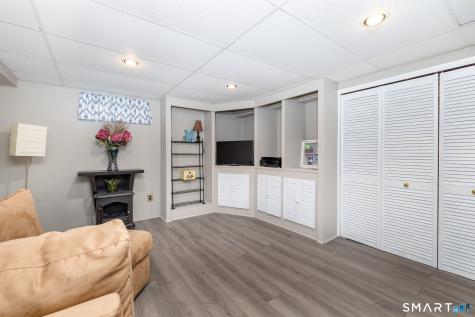 164 Farms Village Road Rocky Hill CT 06067