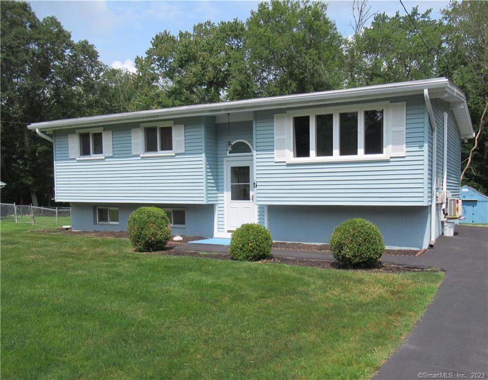 7 Pennywise Lane Ledyard CT 06339