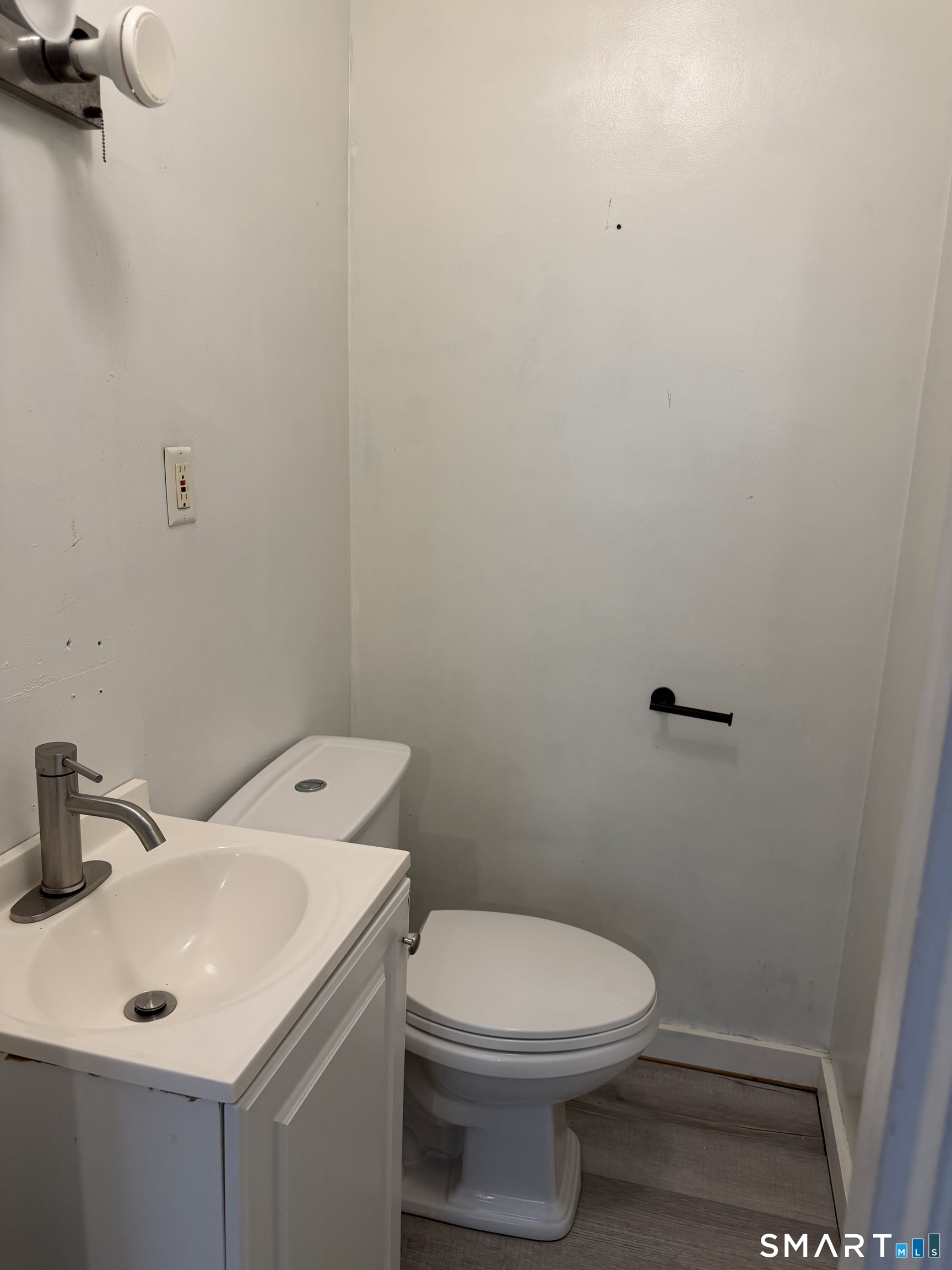 56 Craig Lane Trumbull CT 06611