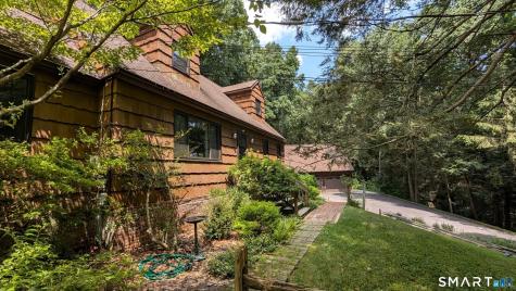 17 East Bucks Rock Road New Milford CT 06776