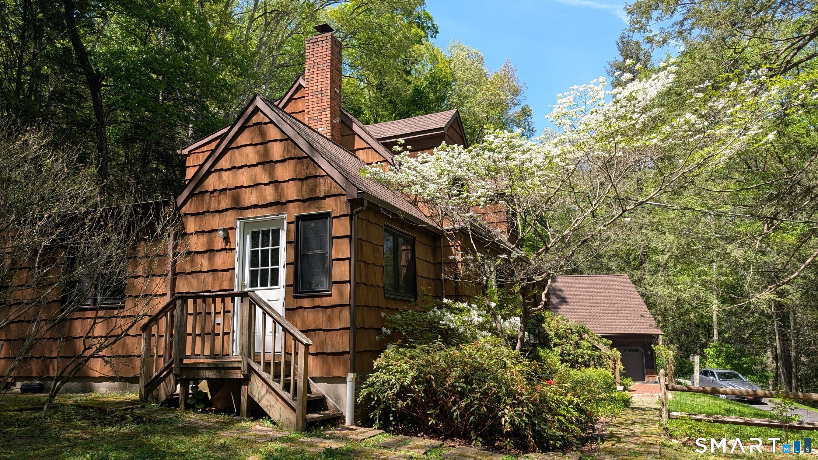 17 East Bucks Rock Road New Milford CT 06776