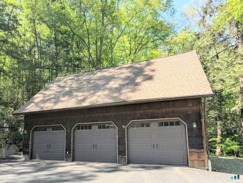 17 East Bucks Rock Road New Milford CT 06776