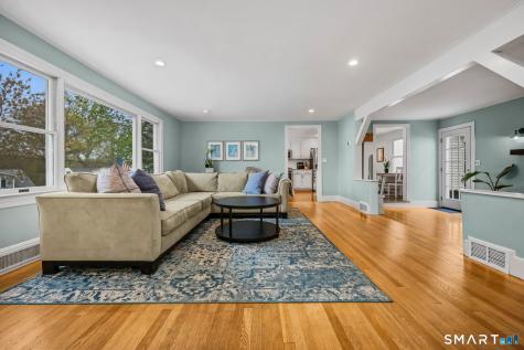 85 Woodbury Avenue Stamford CT 06907