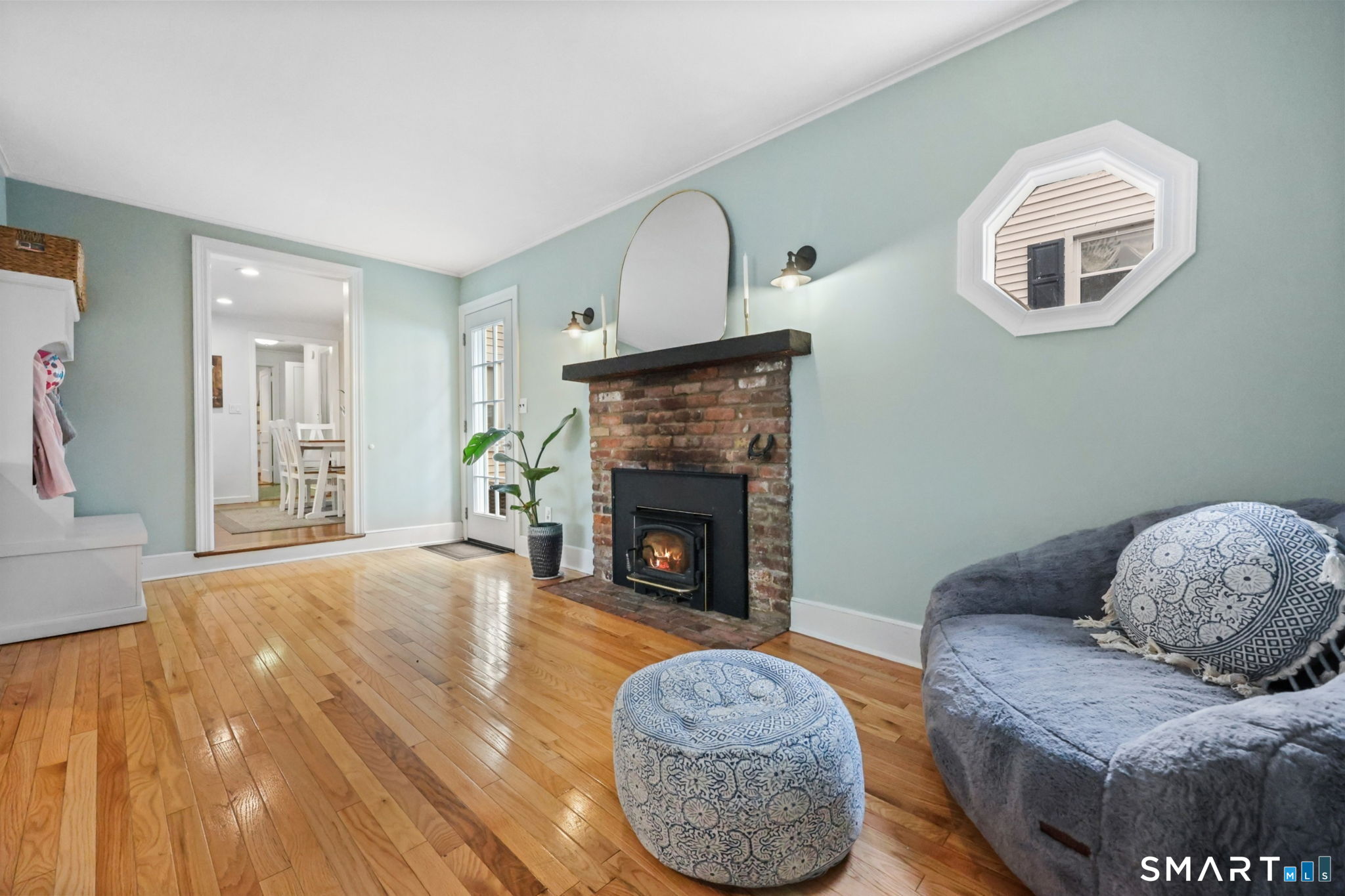 85 Woodbury Avenue Stamford CT 06907