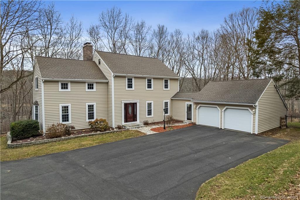 205 Grassy Hill Road East Lyme CT 06333