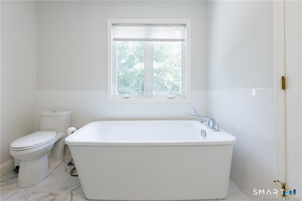 106 Mirey Dam Road Middlebury CT 06762