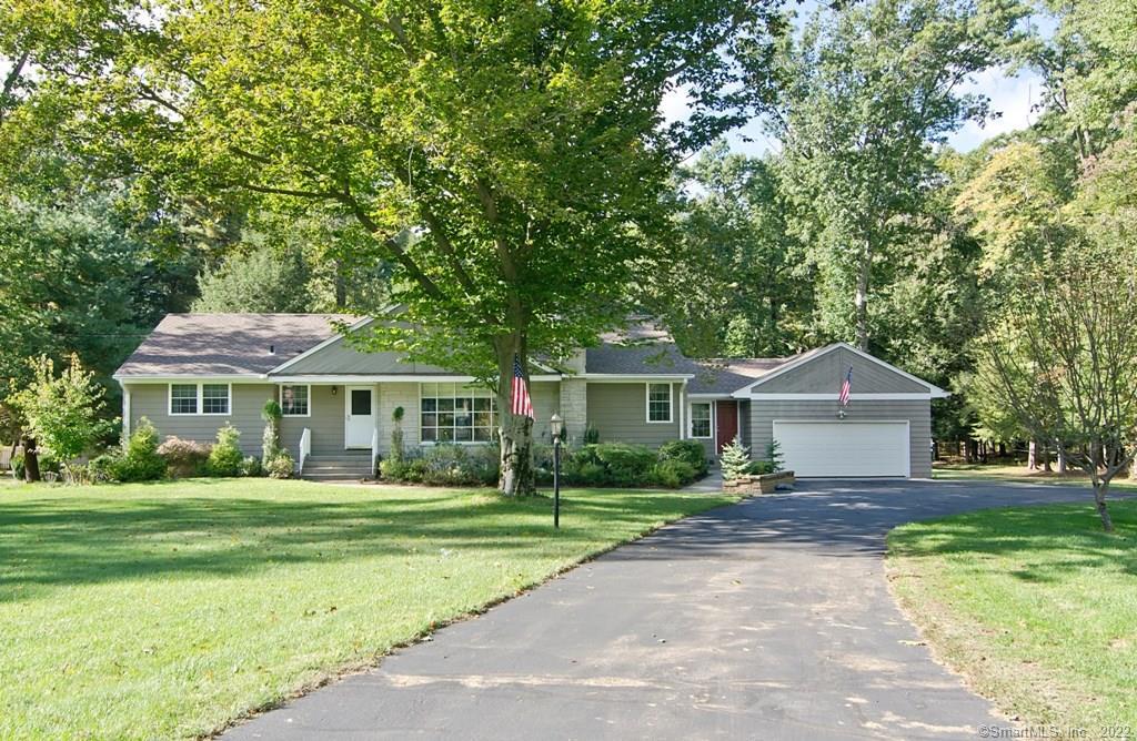 28 Woods Road Bloomfield CT 06002