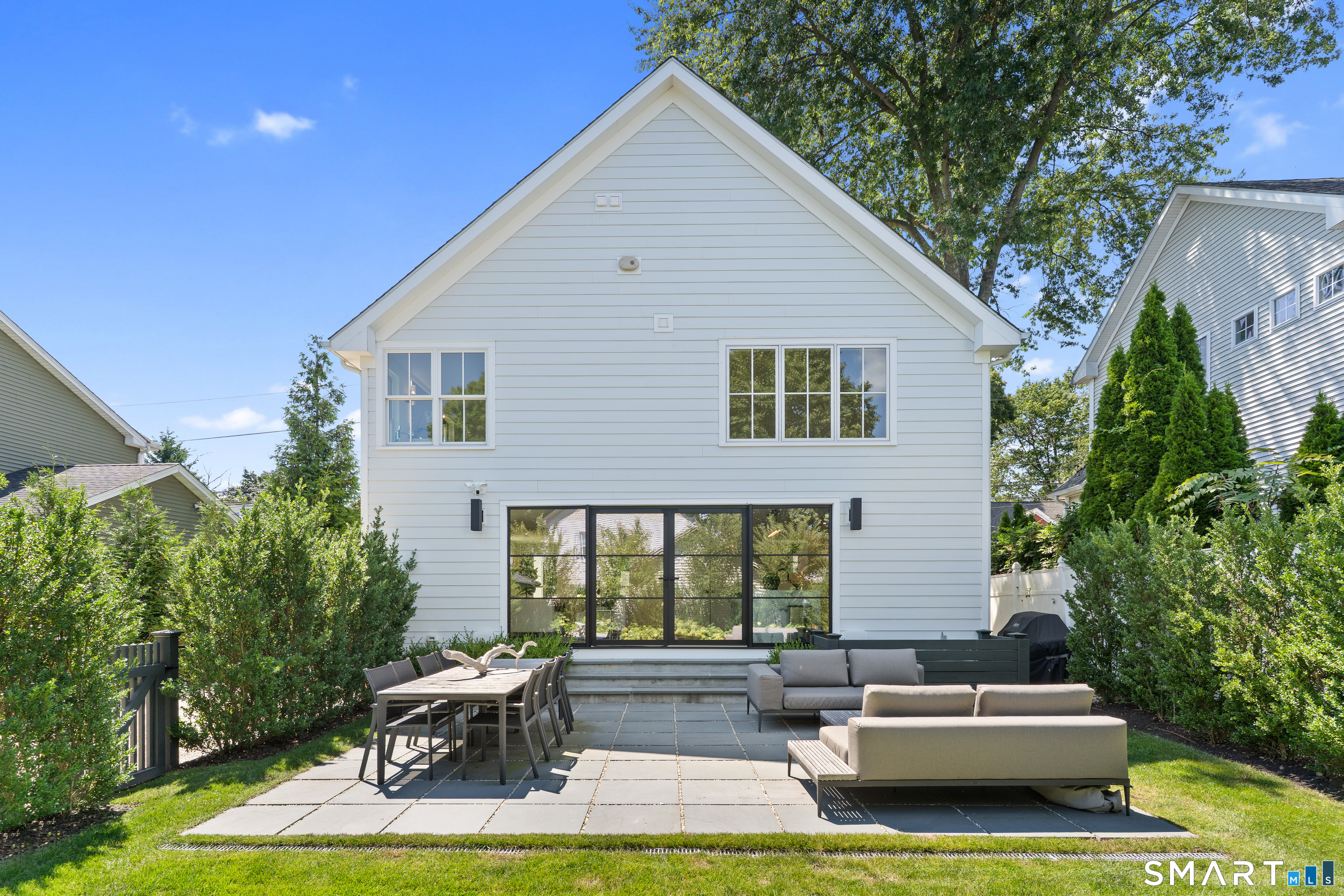 624 Center Street Fairfield CT 06890