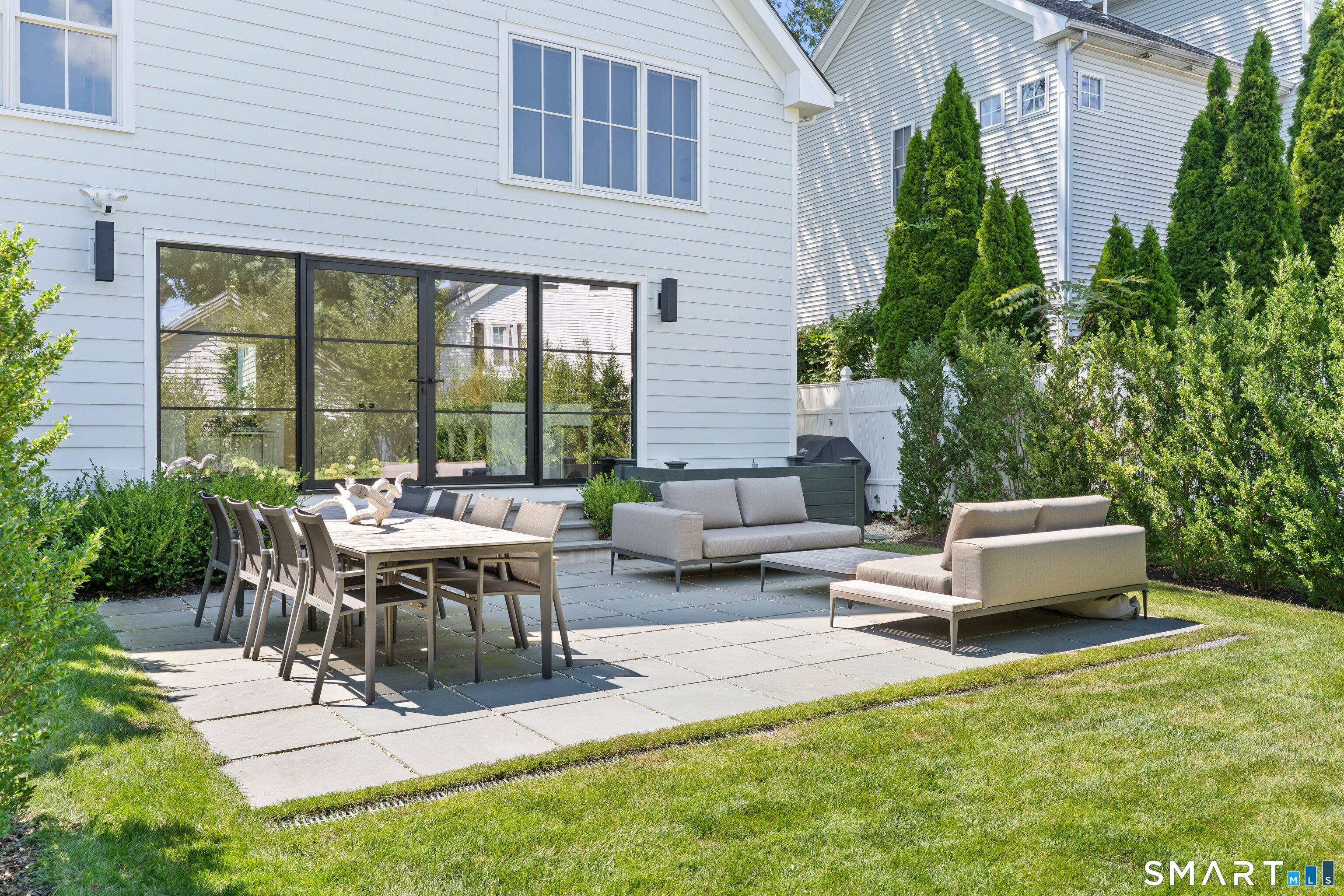 624 Center Street Fairfield CT 06890