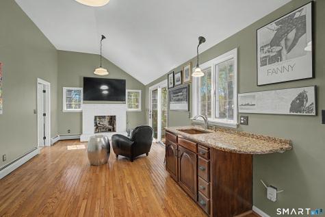304 Bushy Hill Road Simsbury CT 06070