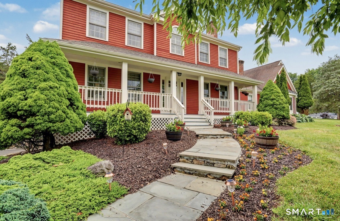9 Hedge Meadow Lane Newtown CT 06470