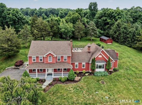 9 Hedge Meadow Lane Newtown CT 06470