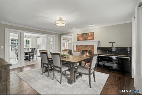 9 Hedge Meadow Lane Newtown CT 06470