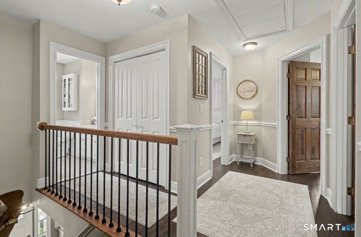9 Hedge Meadow Lane Newtown CT 06470