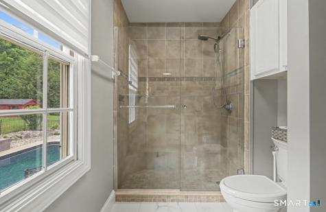 9 Hedge Meadow Lane Newtown CT 06470