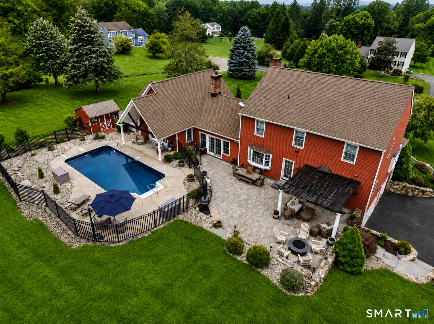 9 Hedge Meadow Lane Newtown CT 06470