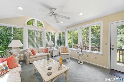 107 Minnechaug Drive Glastonbury CT 06033