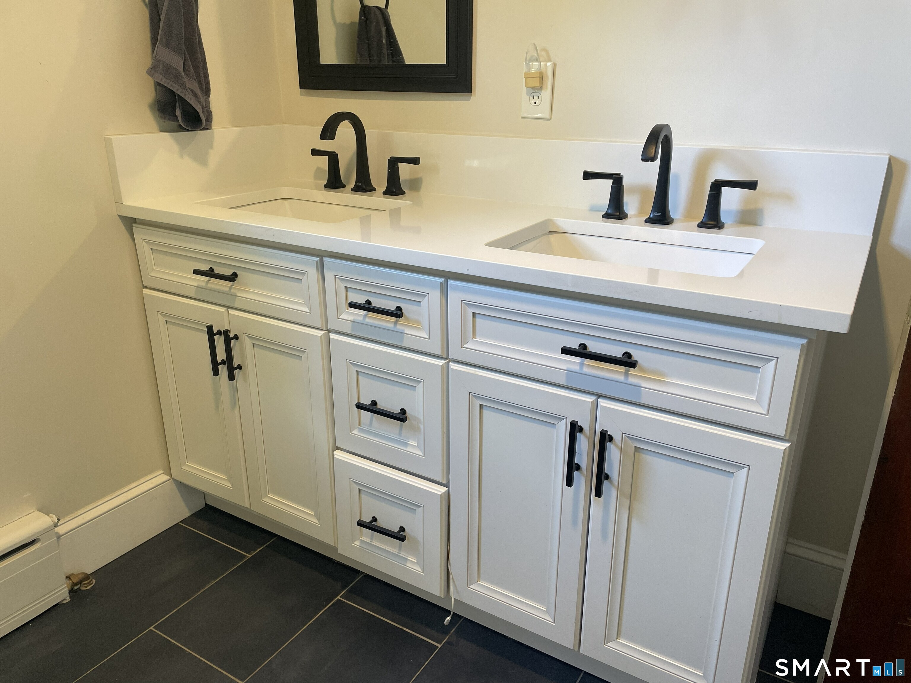31 Elihu Street Hamden CT 06517