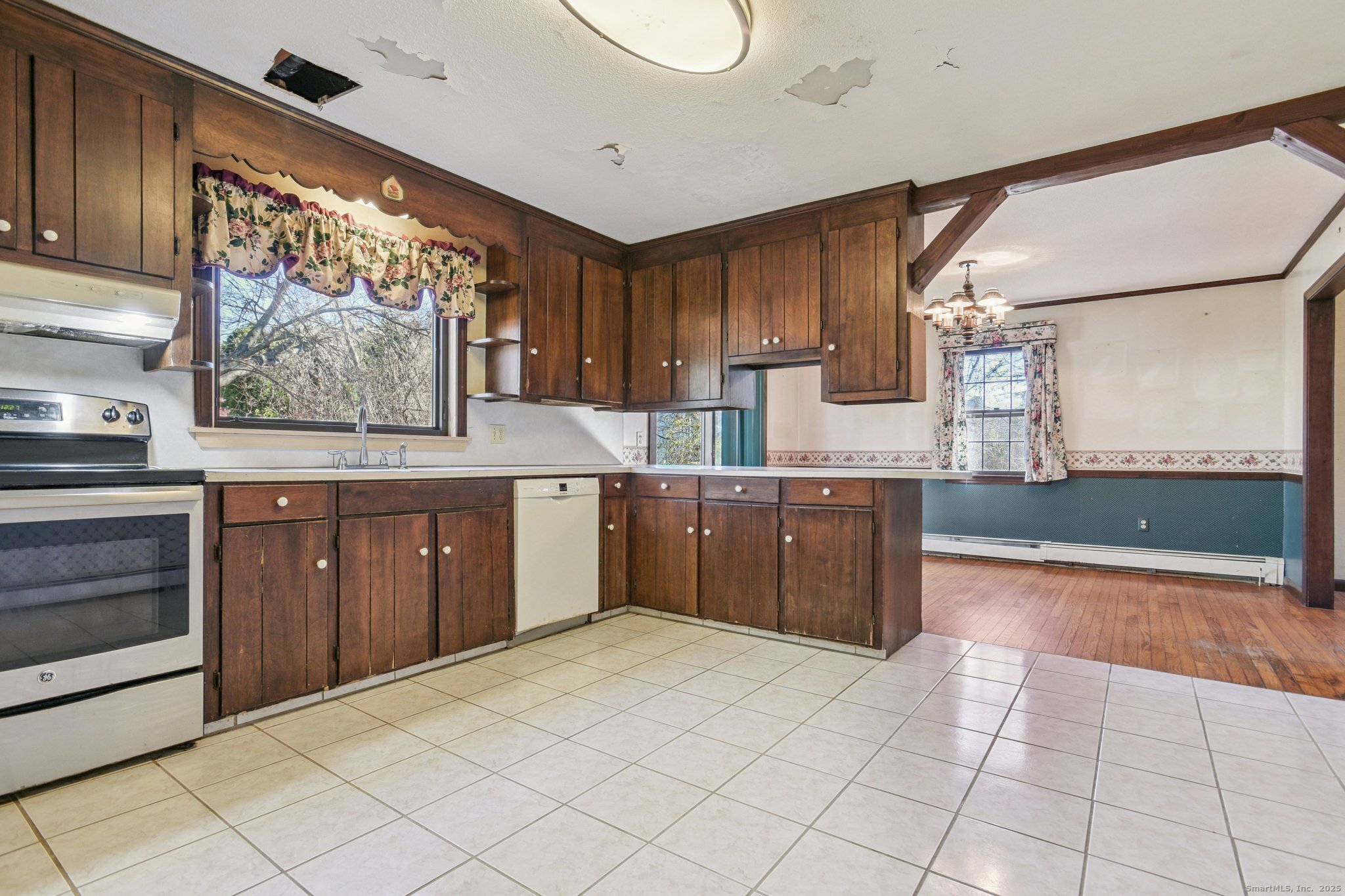 16 Green Avenue Stonington CT 06379
