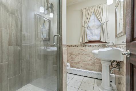 16 Green Avenue Stonington CT 06379