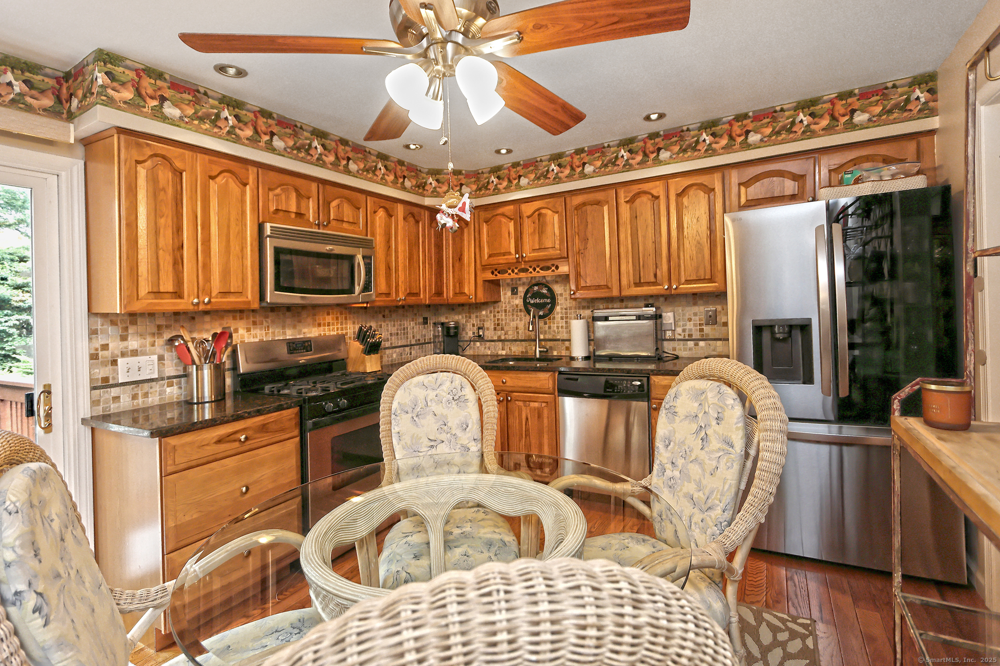 30 Lakeview Drive Milford CT 06460