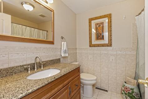 30 Lakeview Drive Milford CT 06460
