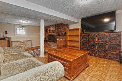 30 Lakeview Drive Milford CT 06460