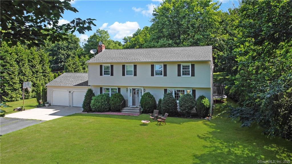 17 Par Lane Trumbull CT 06611