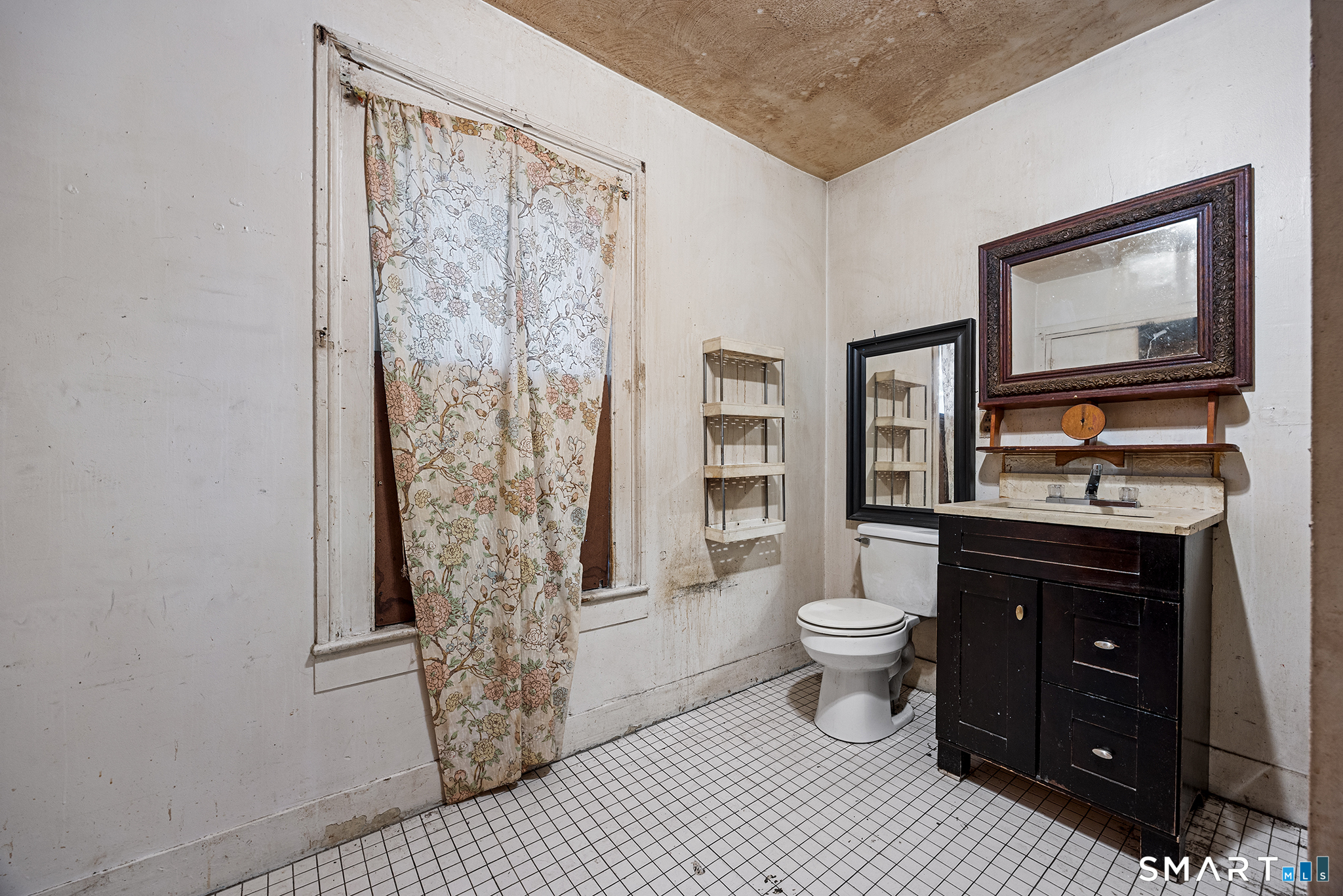 114 Court Street West Haven CT 06516