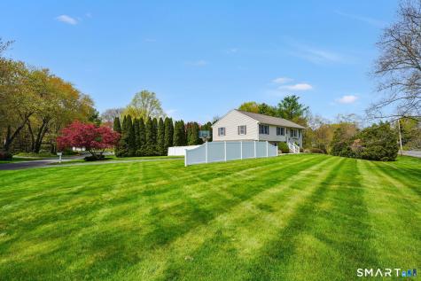 1420 River Blvd Extension Suffield CT 06078