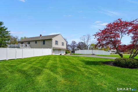 1420 River Blvd Extension Suffield CT 06078