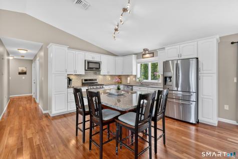 1420 River Blvd Extension Suffield CT 06078