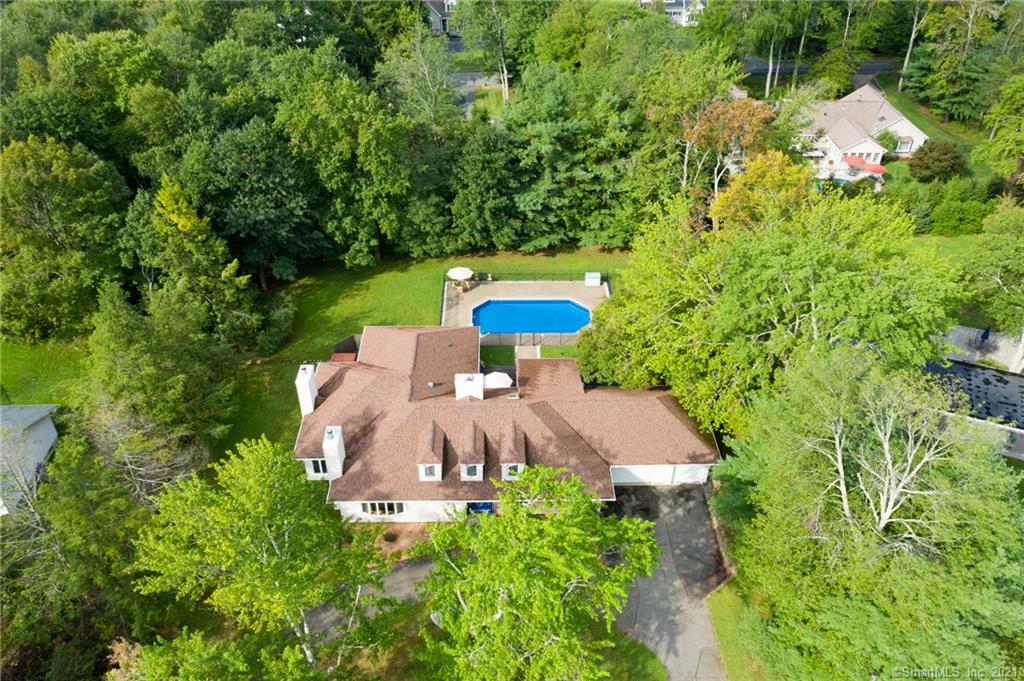 175 Skyline Drive Middlebury CT 06762