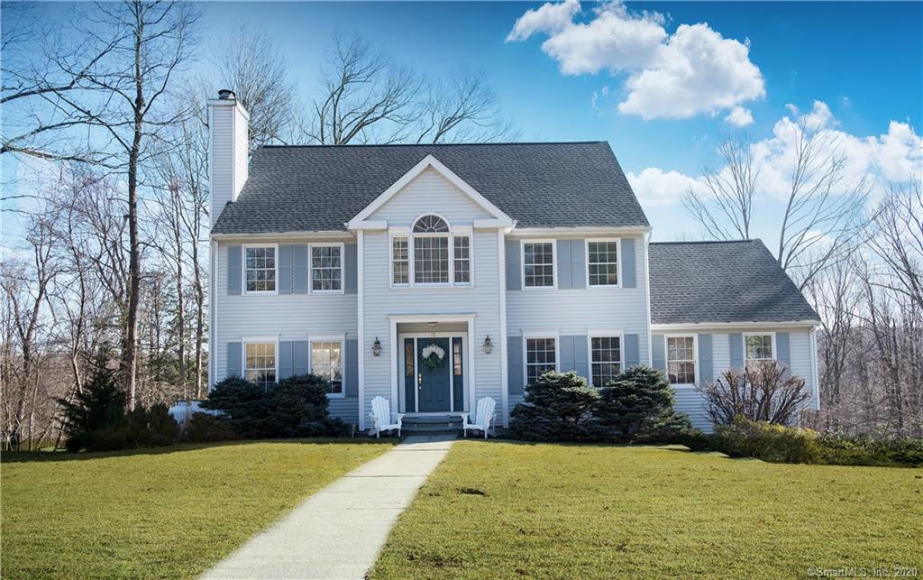 15 Greenknoll Drive Brookfield CT 06804