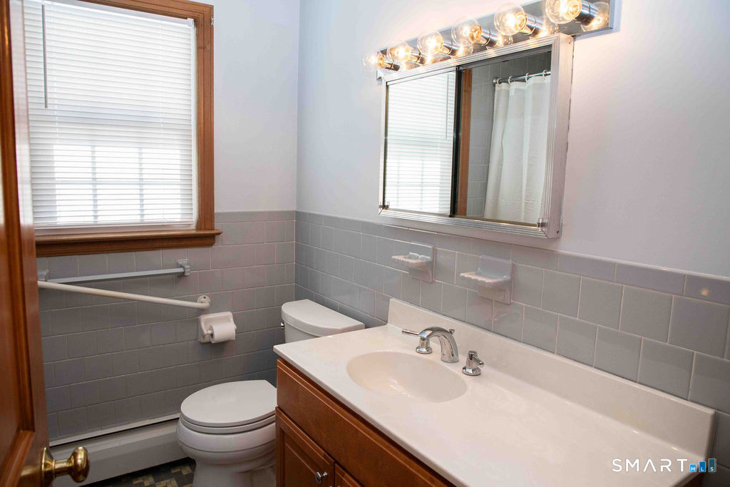 1240 High Road Berlin CT 06037