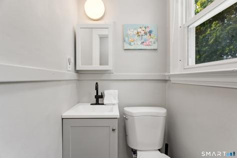 86 Roydon Road New Haven CT 06511
