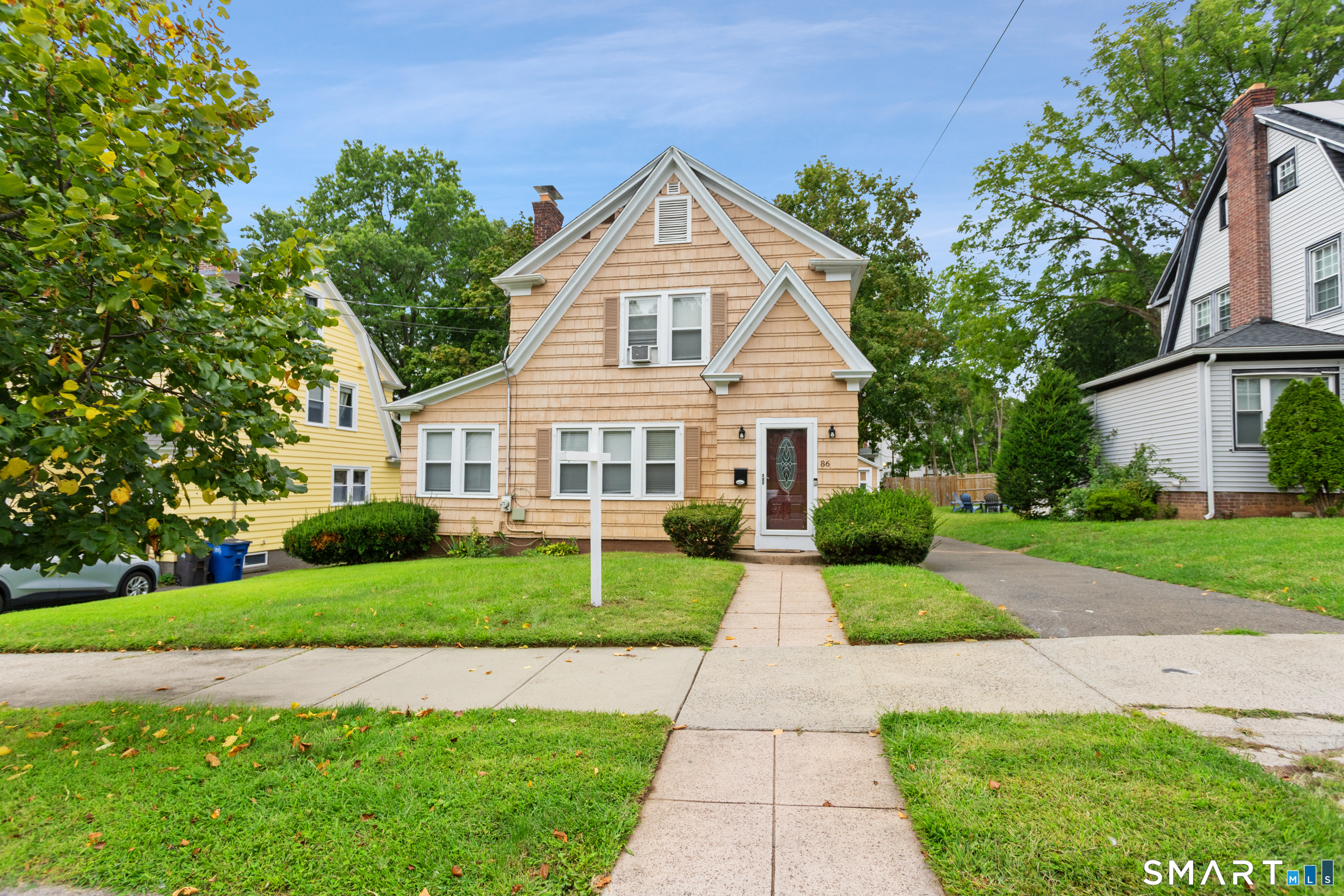 86 Roydon Road New Haven CT 06511
