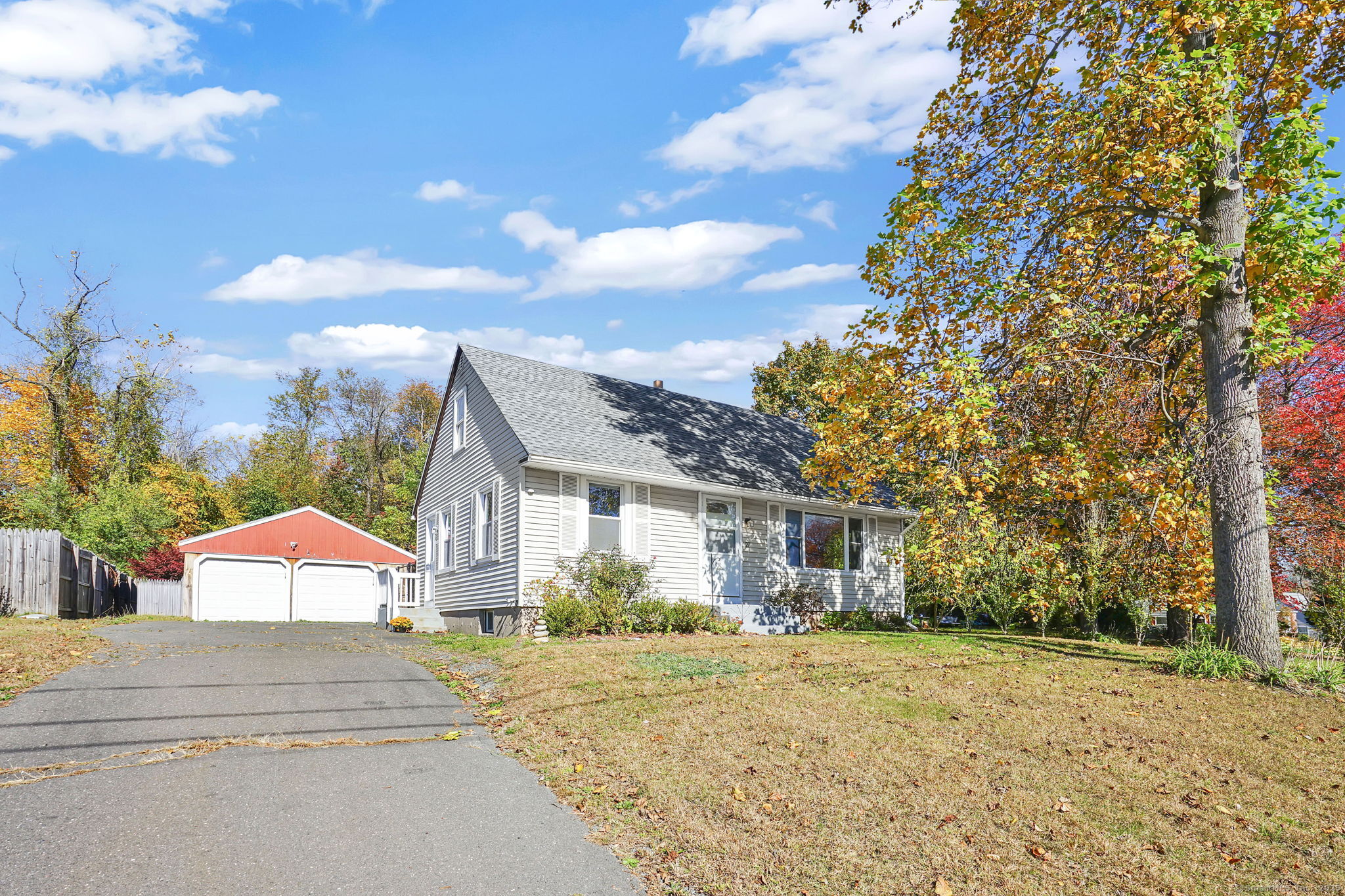 21 King Court Enfield CT 06082