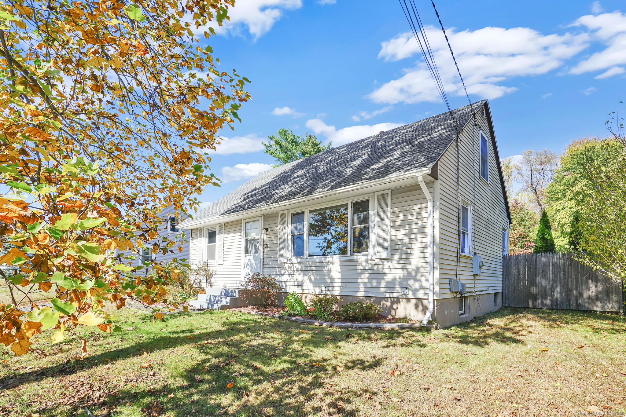 21 King Court Enfield CT 06082