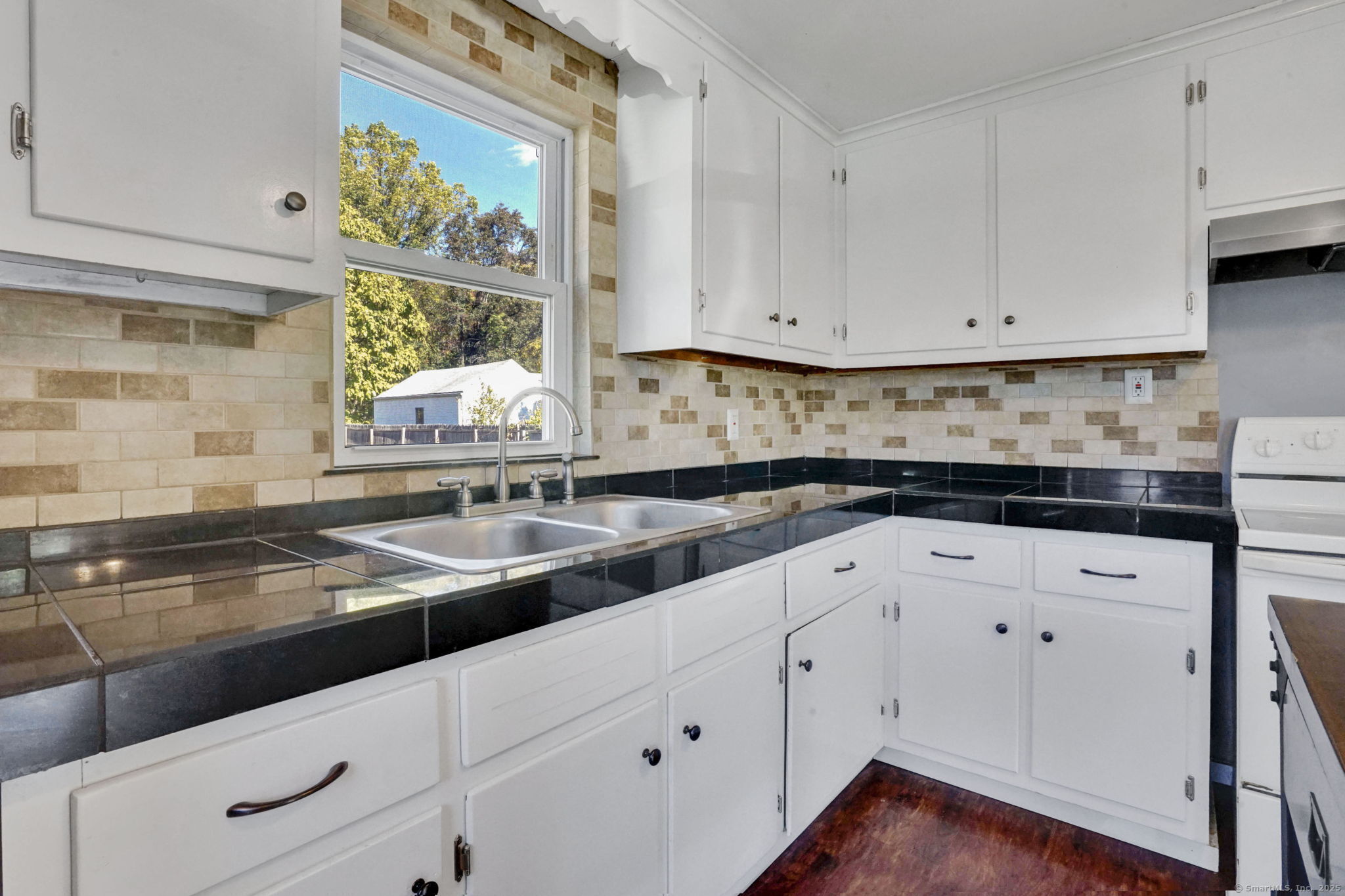 21 King Court Enfield CT 06082