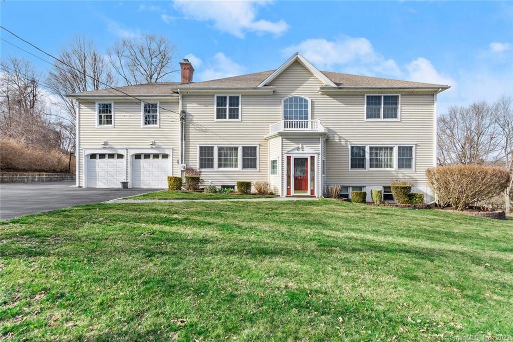 42 Grandview Drive Trumbull CT 06611