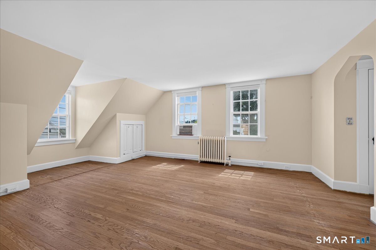 147 High Street Groton CT 06355