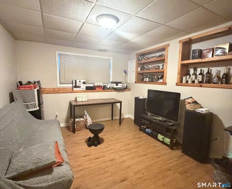 35 Andrea Drive West Haven CT 06516