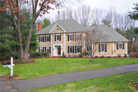 12 Turnberry Lane Avon CT 06001