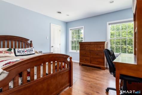 63 Garibaldi Lane New Canaan CT 06840