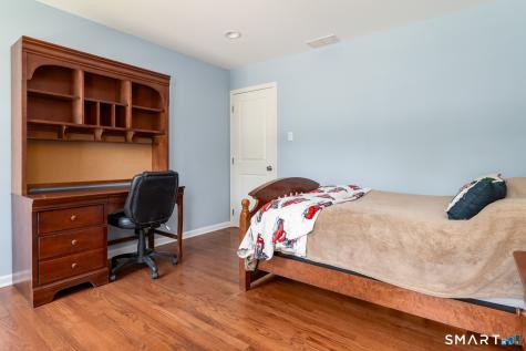 63 Garibaldi Lane New Canaan CT 06840
