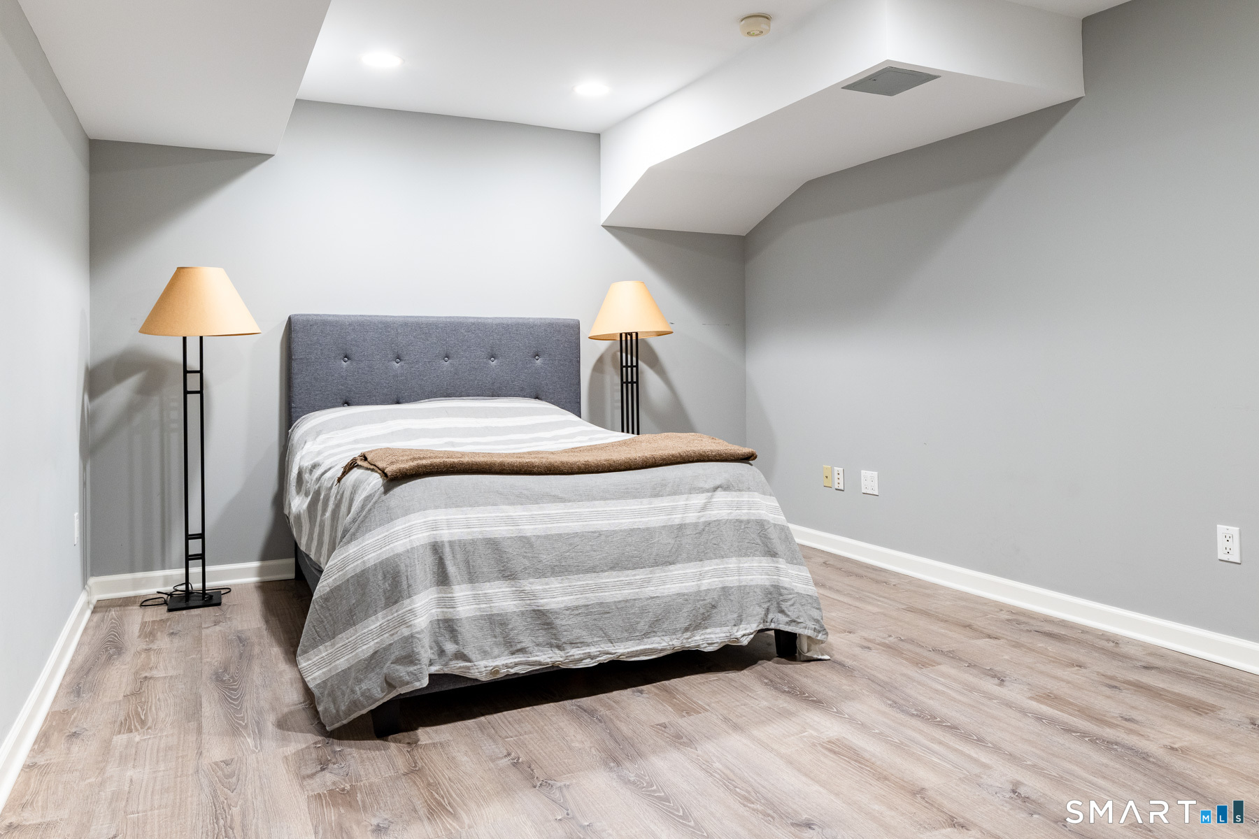63 Garibaldi Lane New Canaan CT 06840