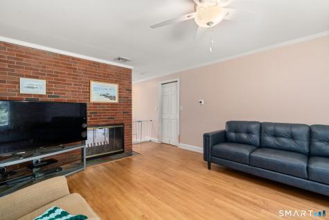 4 Sandpiper Drive Bloomfield CT 06002