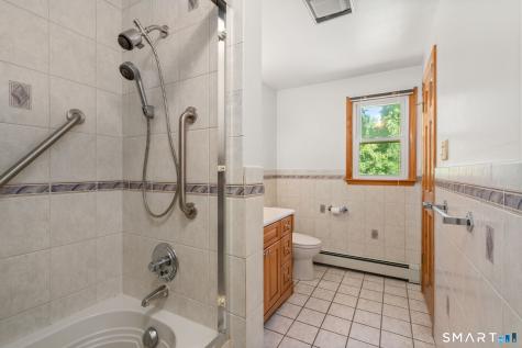 4 Sandpiper Drive Bloomfield CT 06002