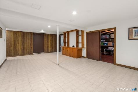 4 Sandpiper Drive Bloomfield CT 06002